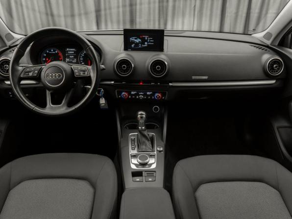 Audi A3 III (8V) с пробегом 2016 года, цена 2 130 000 рублей, 70002 км, седан, Автокод Объявления