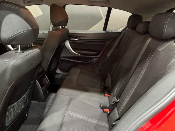 BMW 1 серии II (F20/F21) Рестайлинг 2 с пробегом 2017 года, цена 1 680 000 рублей, 117268 км, хэтчбек, Автокод Объявления