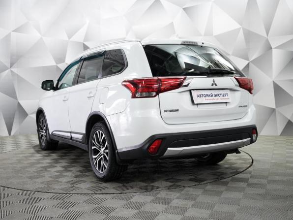 Mitsubishi Outlander III Рестайлинг 2 с пробегом 2017 года, цена 1 720 000 рублей, 193420 км, внедорожник, Автокод Объявления
