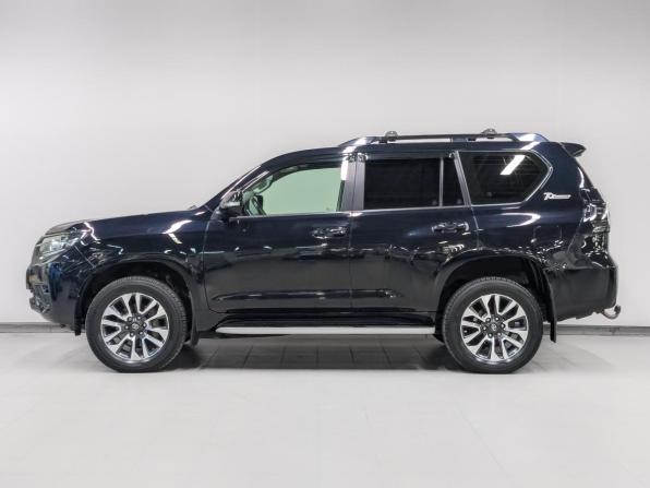 Toyota Land Cruiser Prado 150 Series Рестайлинг 2 с пробегом 2022 года, цена 7 300 000 рублей, 68165 км, внедорожник, Автокод Объявления