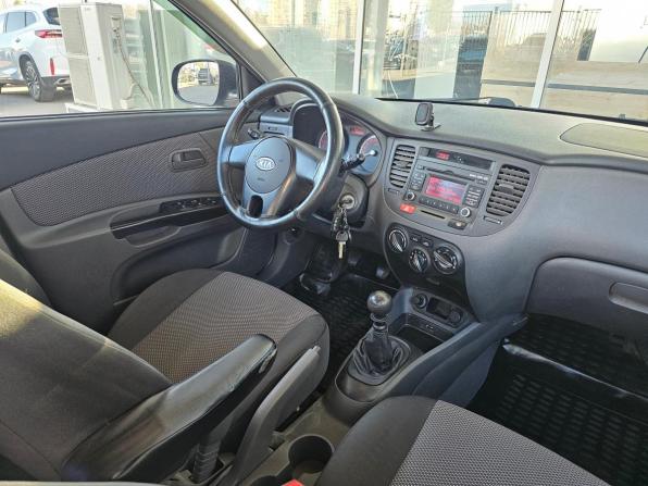 Kia Rio II Рестайлинг с пробегом 2010 года, цена 679 000 рублей, 95020 км, хэтчбек, Автокод Объявления