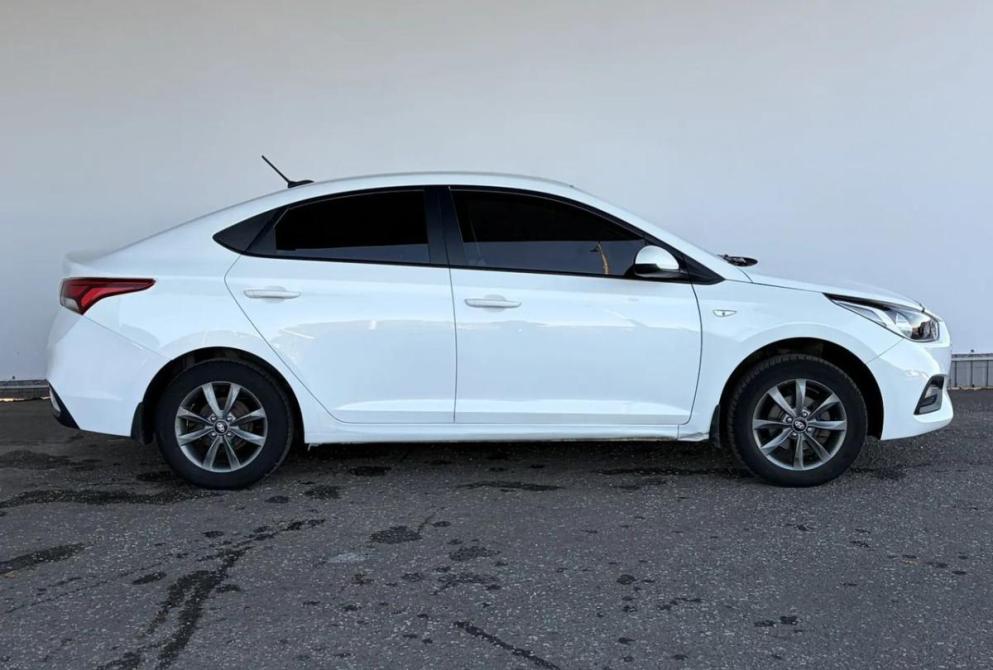 Hyundai Solaris II Киров  - изображение 4
