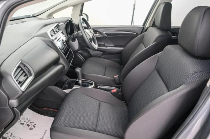 Honda Fit III Рестайлинг с пробегом 2019 года, цена 1 349 000 рублей, 18584 км, хэтчбек, Автокод Объявления