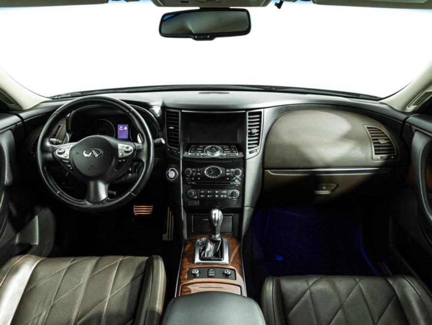 Infiniti QX70 Санкт-Петербург  - изображение 14