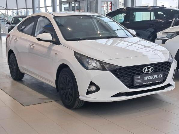 Hyundai Solaris II Рестайлинг с пробегом 2021 года, цена 1 518 000 рублей, 82122 км, седан, Автокод Объявления