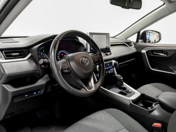 Toyota RAV4 V (XA50) с пробегом 2021 года, цена 3 800 000 рублей, 81956 км, внедорожник, Автокод Объявления
