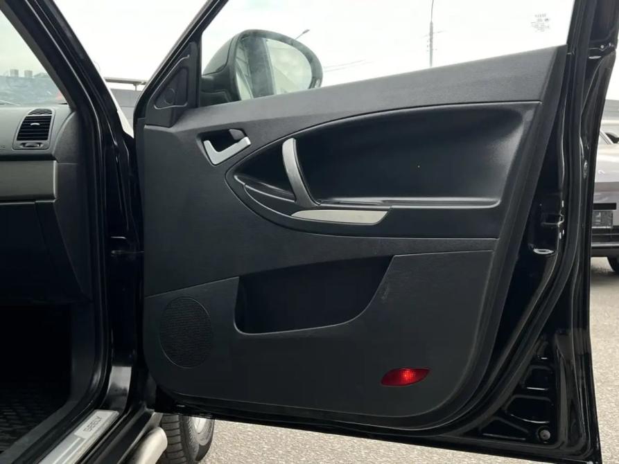 Geely Emgrand X7 I Волгоград  - изображение 19