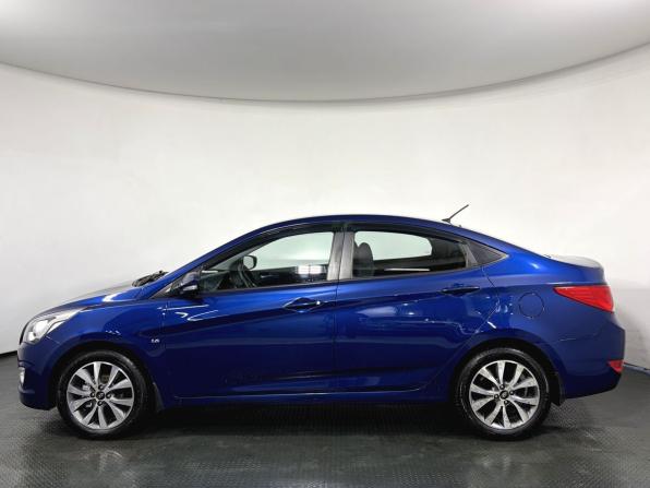 Hyundai Solaris I Рестайлинг с пробегом 2015 года, цена 1 030 000 рублей, 89328 км, седан, Автокод Объявления