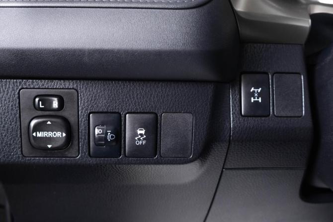 Toyota RAV4 IV (XA40) с пробегом 2013 года, цена 1 899 000 рублей, 240253 км, внедорожник, Автокод Объявления