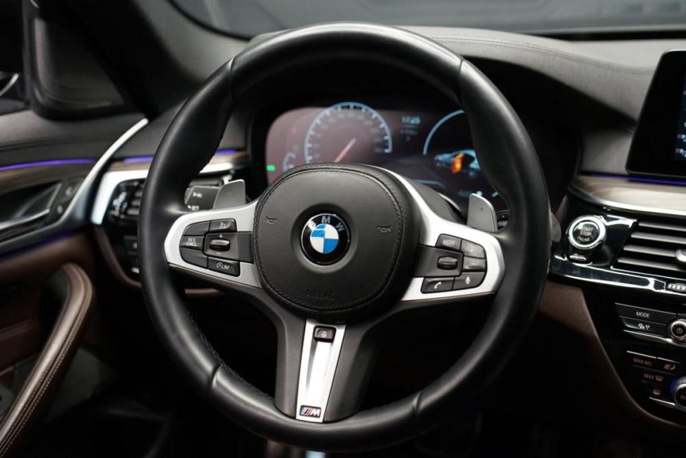 BMW 5 серии VII (G30/G31/G38) Крым  - изображение 16