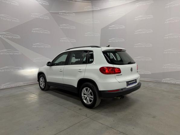 Volkswagen Tiguan I Рестайлинг с пробегом 2015 года, цена 1 600 000 рублей, 220760 км, внедорожник, Автокод Объявления