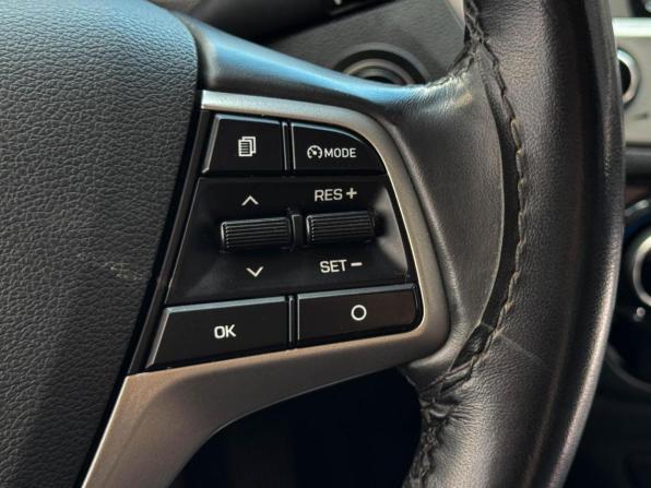 Hyundai Solaris II с пробегом 2019 года, цена 1 499 000 рублей, 123249 км, седан, Автокод Объявления