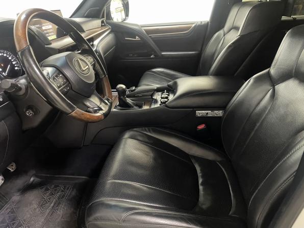 Lexus LX III Рестайлинг 2 с пробегом 2017 года, цена 7 950 000 рублей, 141241 км, внедорожник, Автокод Объявления