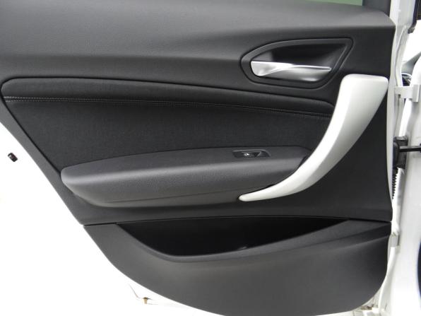 BMW 1 серии II (F20/F21) Рестайлинг 2 с пробегом 2017 года, цена 2 100 000 рублей, 97000 км, хэтчбек, Автокод Объявления