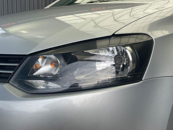 Volkswagen Polo V Рестайлинг с пробегом 2015 года, цена 977 000 рублей, 111947 км, седан, Автокод Объявления