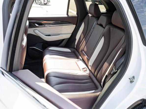 Geely Monjaro I с пробегом 2023 года, цена 2 899 000 рублей, 106359 км, внедорожник, Автокод Объявления