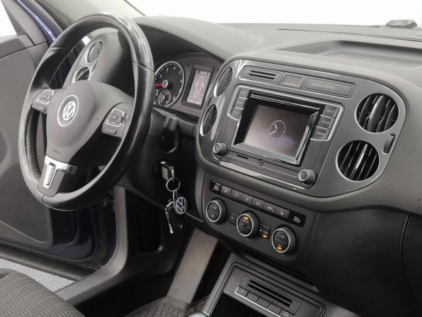 Volkswagen Tiguan I Рестайлинг с пробегом 2016 года, цена 1 715 000 рублей, 133032 км, внедорожник, Автокод Объявления