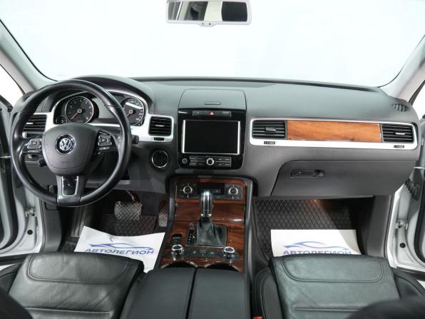 Volkswagen Touareg II с пробегом 2010 года, цена 2 300 000 рублей, 256372 км, внедорожник, Автокод Объявления
