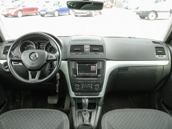 Skoda Yeti I Рестайлинг с пробегом 2016 года, цена 1 159 000 рублей, 154463 км, внедорожник, Автокод Объявления