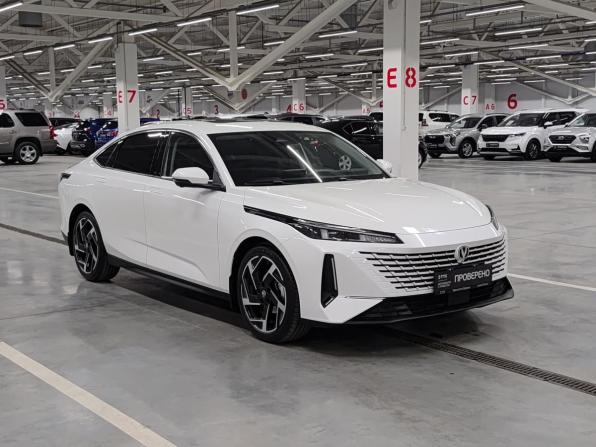 Changan Lamore с пробегом 2023 года, цена 2 190 000 рублей, 16174 км, седан, Автокод Объявления