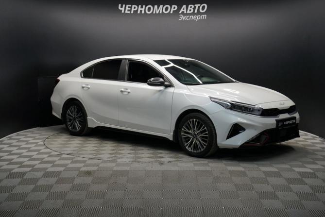 Kia Cerato IV Рестайлинг с пробегом 2022 года, цена 2 477 000 рублей, 77000 км, седан, Автокод Объявления