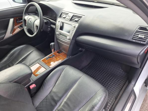 Toyota Camry VI (XV40) Рестайлинг с пробегом 2011 года, цена 1 280 000 рублей, 308000 км, седан, Автокод Объявления