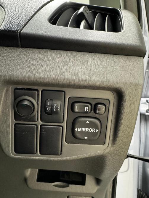 Toyota Prius III (XW30) Челябинск  - изображение 20