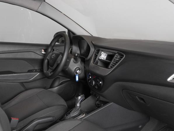 Hyundai Solaris II с пробегом 2019 года, цена 800 000 рублей, 150282 км, седан, Автокод Объявления