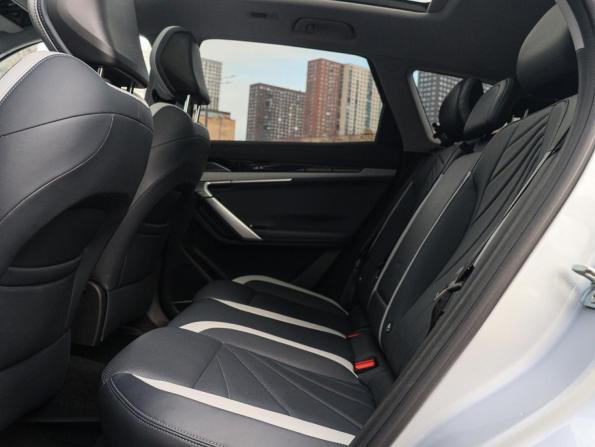 Geely Atlas II с пробегом 2024 года, цена 3 049 000 рублей, 20502 км, внедорожник, Автокод Объявления