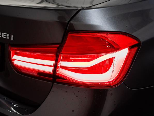 BMW 3 серии VI (F3x) Рестайлинг с пробегом 2016 года, цена 2 328 500 рублей, 119503 км, седан, Автокод Объявления