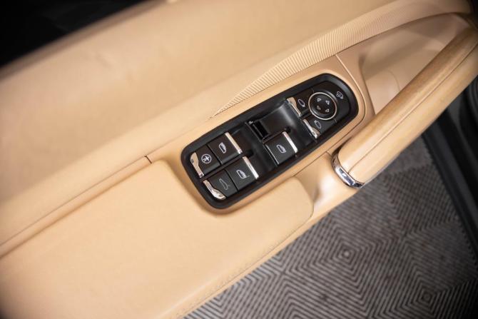 Porsche Cayenne II (958) с пробегом 2011 года, цена 2 349 000 рублей, 234512 км, внедорожник, Автокод Объявления