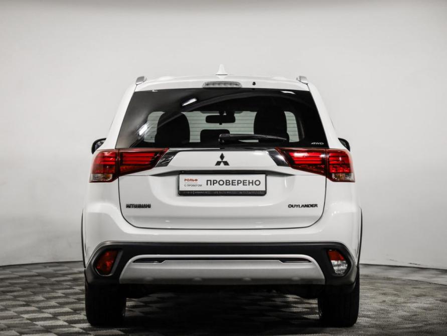 Mitsubishi Outlander III Рестайлинг 3 Санкт-Петербург  - изображение 7