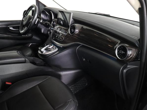 Mercedes-Benz V-Класс III (W447) Рестайлинг с пробегом 2020 года, цена 6 500 000 рублей, 169000 км, минивэн, Автокод Объявления