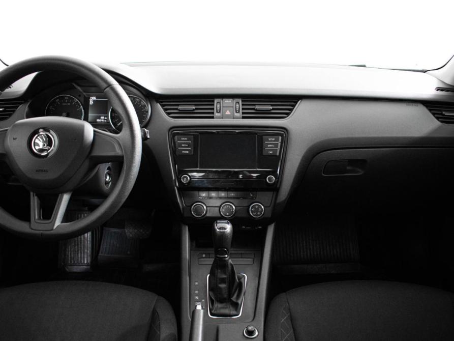 Skoda Octavia III (A7) Рестайлинг Москва  - изображение 11