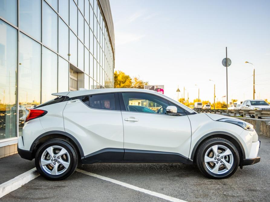 Toyota C-HR I Волгоград  - изображение 8