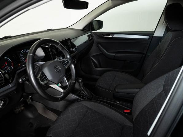 Volkswagen Polo VI с пробегом 2021 года, цена 1 679 000 рублей, 49300 км, лифтбек, Автокод Объявления