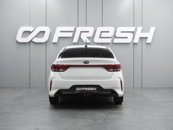 Kia Rio IV Рестайлинг с пробегом 2021 года, цена 1 479 000 рублей, 113329 км, седан, Автокод Объявления