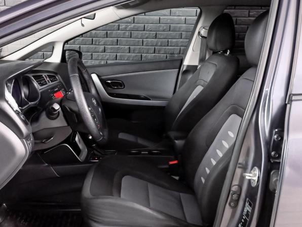 Kia Ceed II с пробегом 2013 года, цена 1 320 000 рублей, 105121 км, хэтчбек, Автокод Объявления