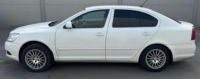 Skoda Octavia II (A5) Рестайлинг с пробегом 2012 года, цена 750 000 рублей, 213400 км, лифтбек, Автокод Объявления