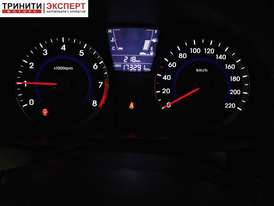 Hyundai Solaris I Белгород  - изображение 16