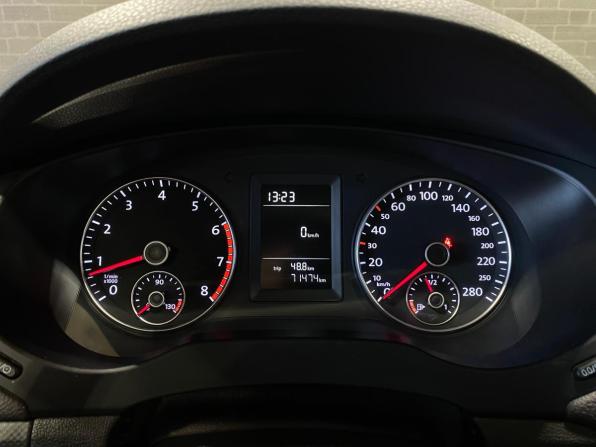 Volkswagen Jetta VI с пробегом 2014 года, цена 1 255 000 рублей, 71473 км, седан, Автокод Объявления