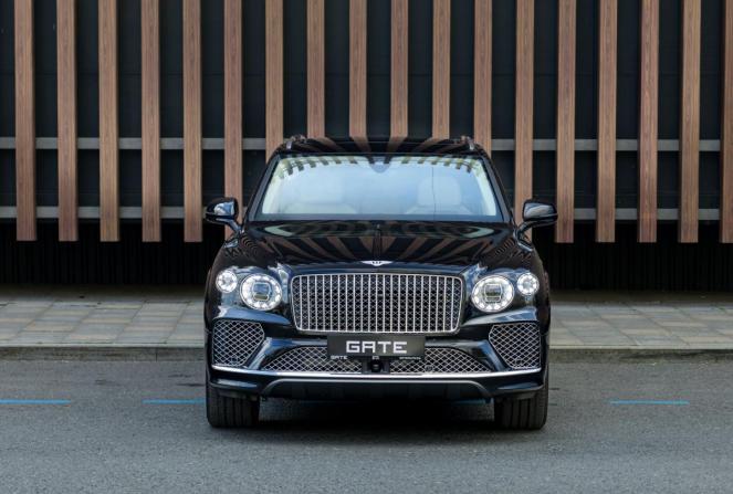 Новый Bentley Bentayga I Рестайлинг 2025 года, цена 47 555 100 рублей, внедорожник, Автокод Объявления