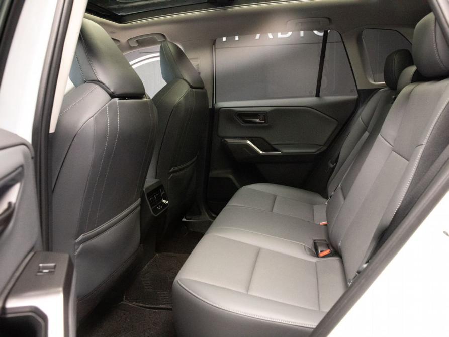 Toyota RAV4 VI (XA60) Москва  - изображение 16
