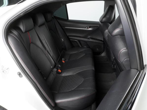 Toyota Camry VIII (XV70) Рестайлинг с пробегом 2021 года, цена 3 129 000 рублей, 124871 км, седан, Автокод Объявления