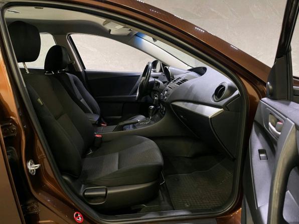 Mazda 3 II (BL) Рестайлинг с пробегом 2011 года, цена 755 000 рублей, 265022 км, седан, Автокод Объявления