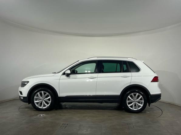 Volkswagen Tiguan II с пробегом 2017 года, цена 2 575 000 рублей, 118678 км, внедорожник, Автокод Объявления