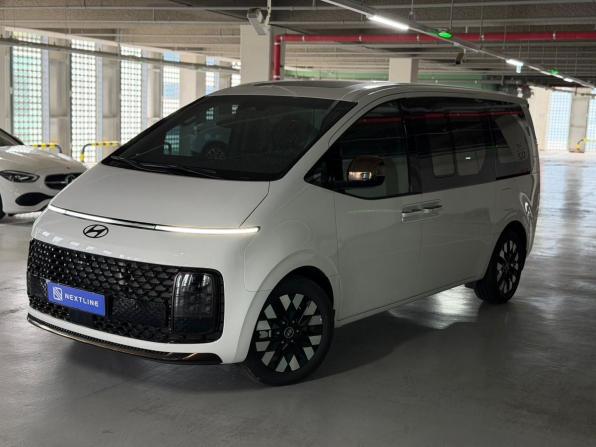 Новый Hyundai Staria I 2025 года, цена 9 990 000 рублей, минивэн, Автокод Объявления