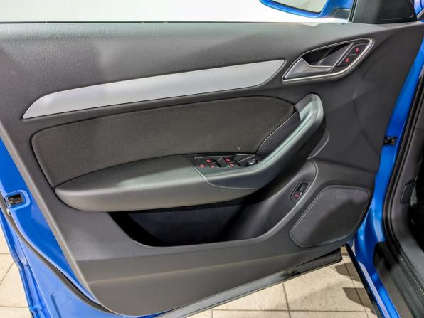 Audi Q3 I (8U) Рестайлинг с пробегом 2015 года, цена 1 990 000 рублей, 91401 км, внедорожник, Автокод Объявления