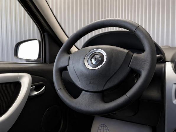 Renault Logan I Рестайлинг с пробегом 2012 года, цена 597 000 рублей, 139000 км, седан, Автокод Объявления