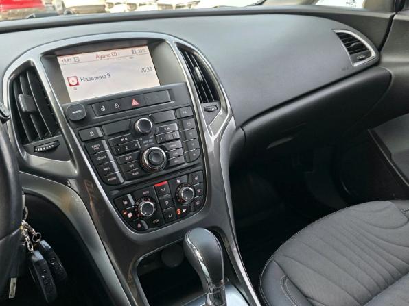Opel Astra J Рестайлинг с пробегом 2013 года, цена 630 000 рублей, 192127 км, хэтчбек, Автокод Объявления